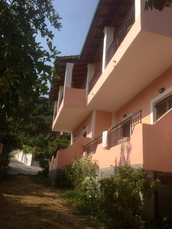 Athina Studios Палеокастрица Екстериор снимка