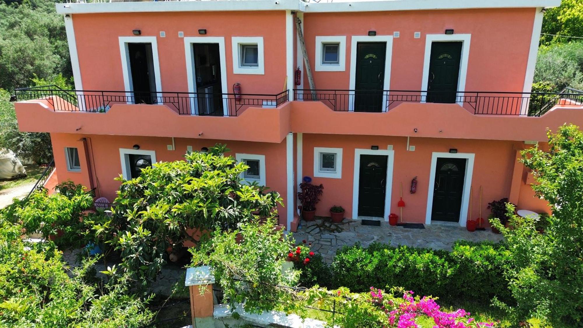 Athina Studios Палеокастрица Екстериор снимка