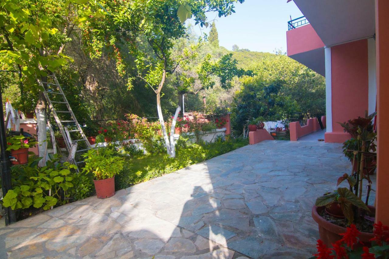 Athina Studios Палеокастрица Екстериор снимка